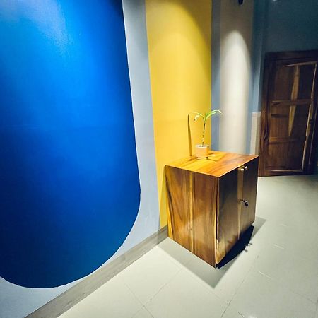 Por Chey Guesthouse Battambang Esterno foto