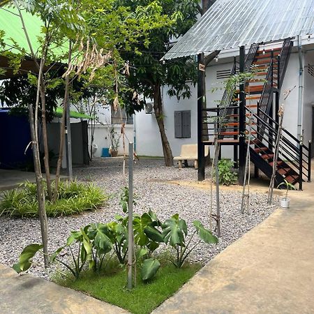Por Chey Guesthouse Battambang Esterno foto