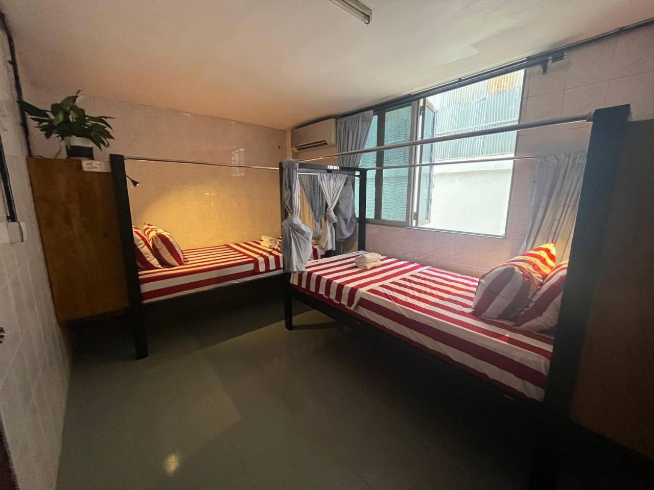 Por Chey Guesthouse Battambang Esterno foto
