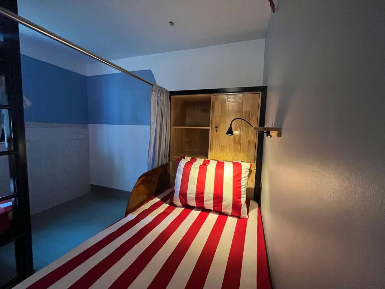 Por Chey Guesthouse Battambang Esterno foto