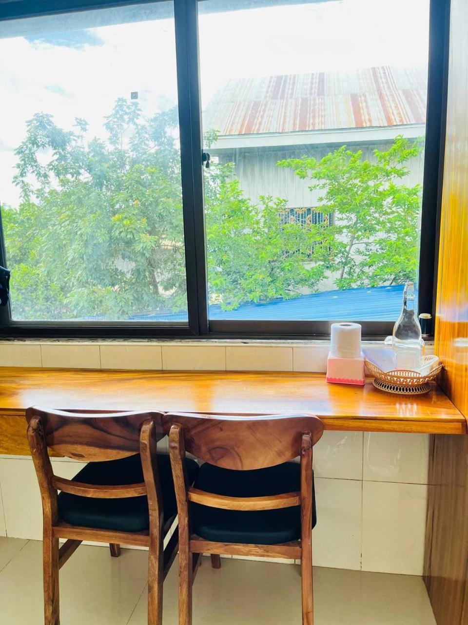 Por Chey Guesthouse Battambang Esterno foto