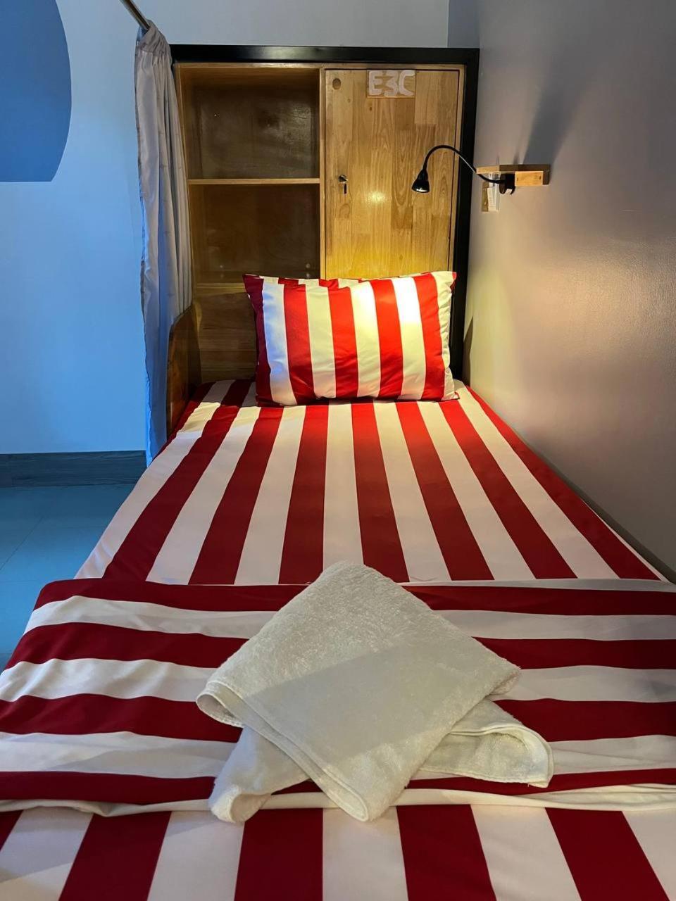 Por Chey Guesthouse Battambang Esterno foto