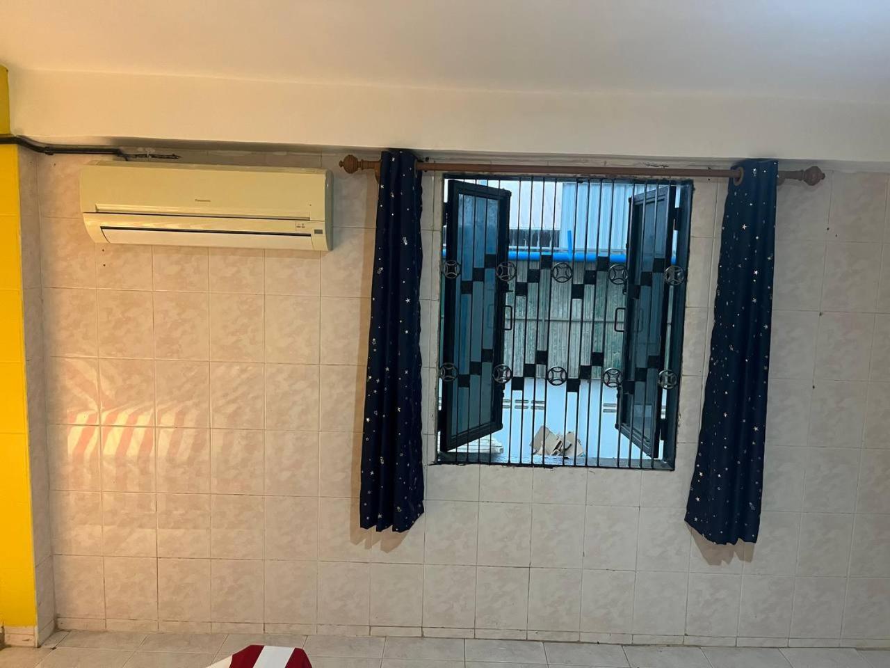 Por Chey Guesthouse Battambang Esterno foto