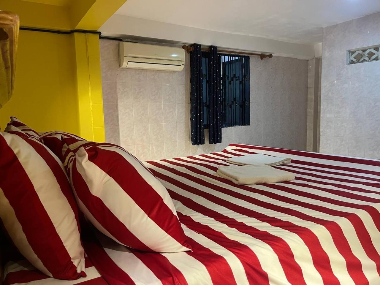 Por Chey Guesthouse Battambang Esterno foto