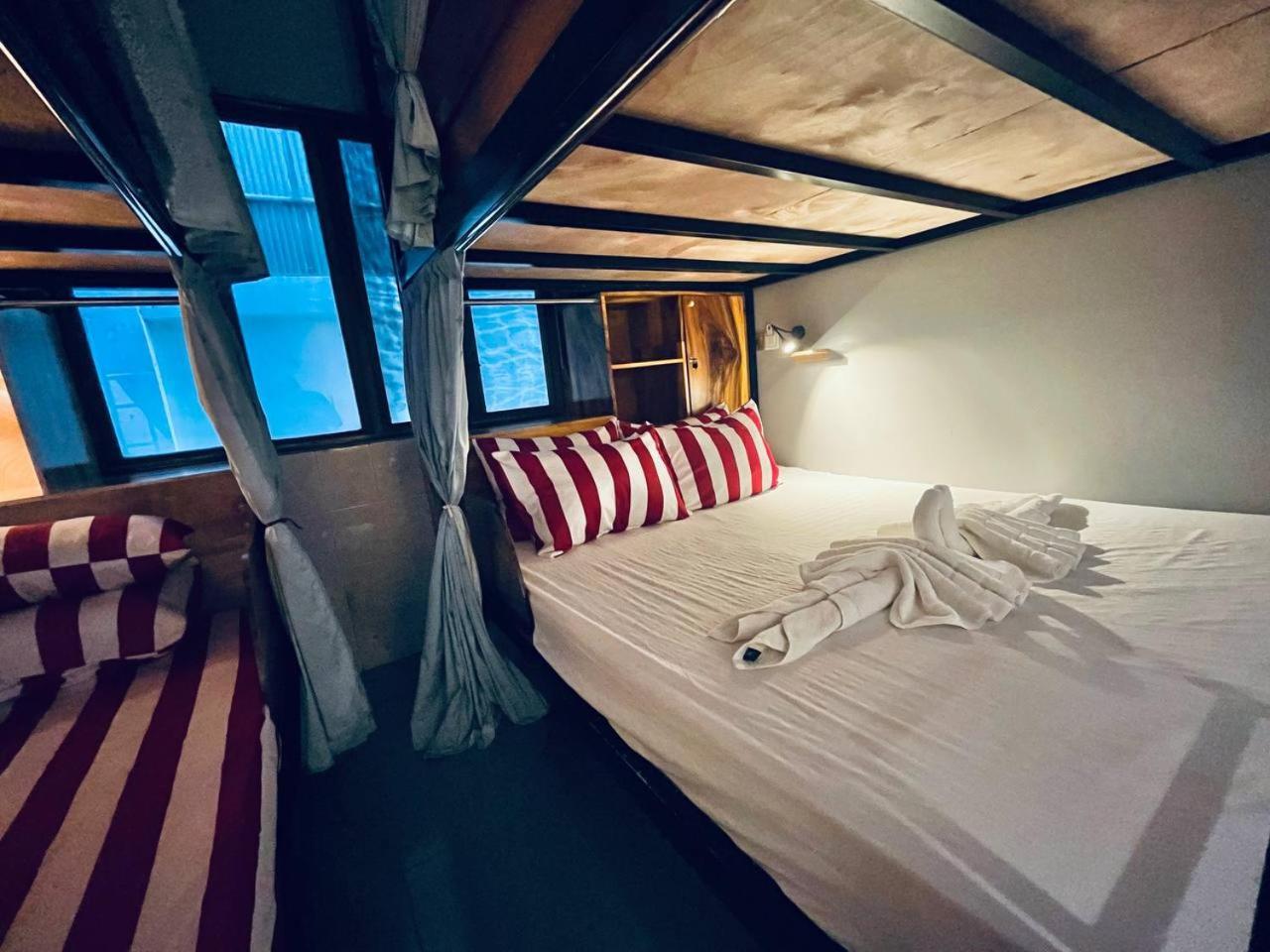 Por Chey Guesthouse Battambang Esterno foto
