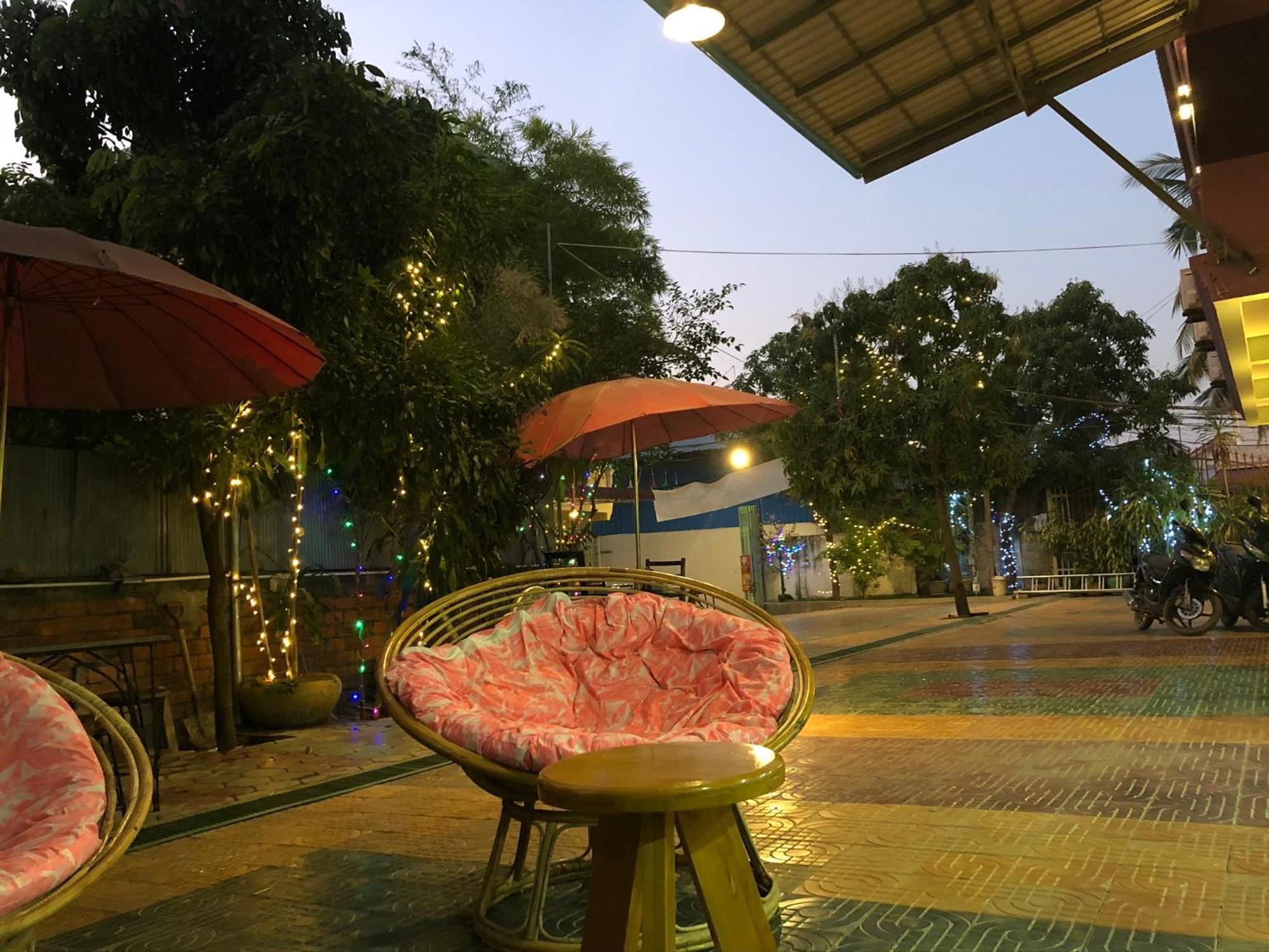 Por Chey Guesthouse Battambang Esterno foto